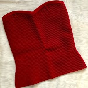 Aritzia – Babaton Sculpt Knit Tube Top